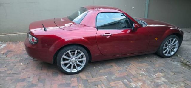 2007 - Mazda MX5 NC (Nkateko Mbhalati)
